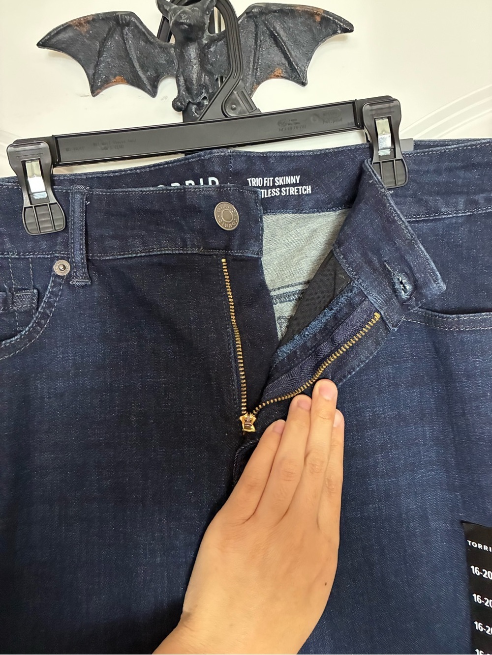 Torrid Limitless Stretch Dark Blue Jean stretches up to three sizes 16-20 NWT - Picture 12 of 16